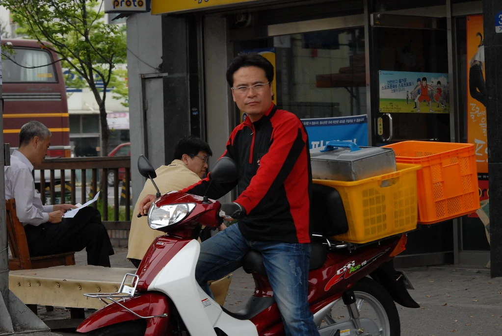 DoorDash Fees Are Eating Your Paycheck: How to Enjoy Delivery Without Going Broke